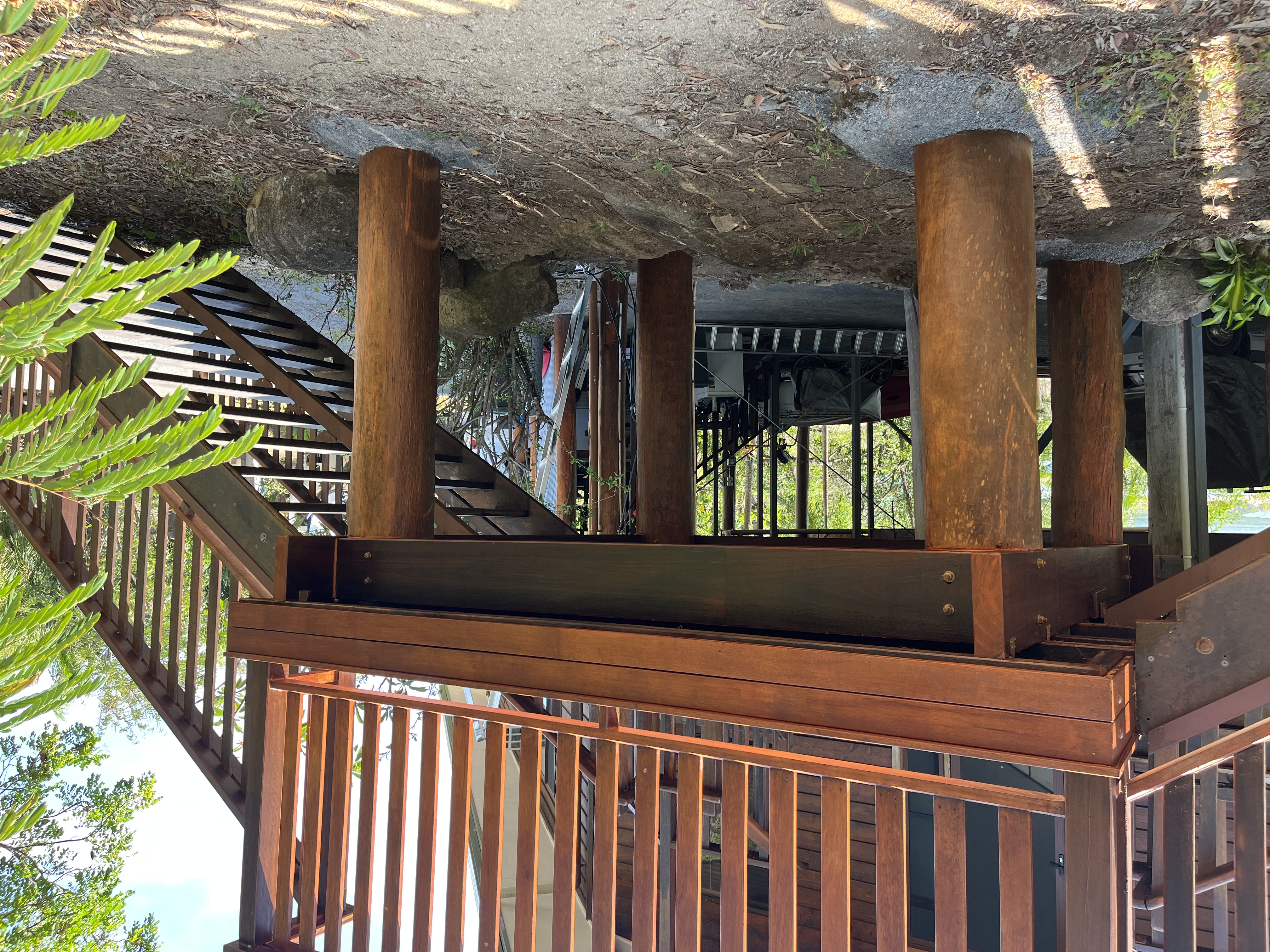 Deck Structural Pillars